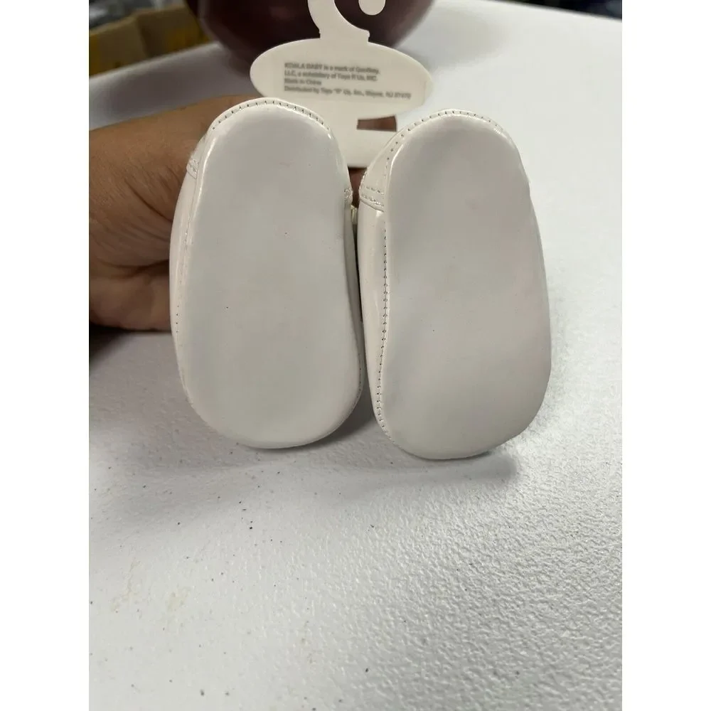 Kola Baby's Size 1 White‎ Baby Shoes-Brand New